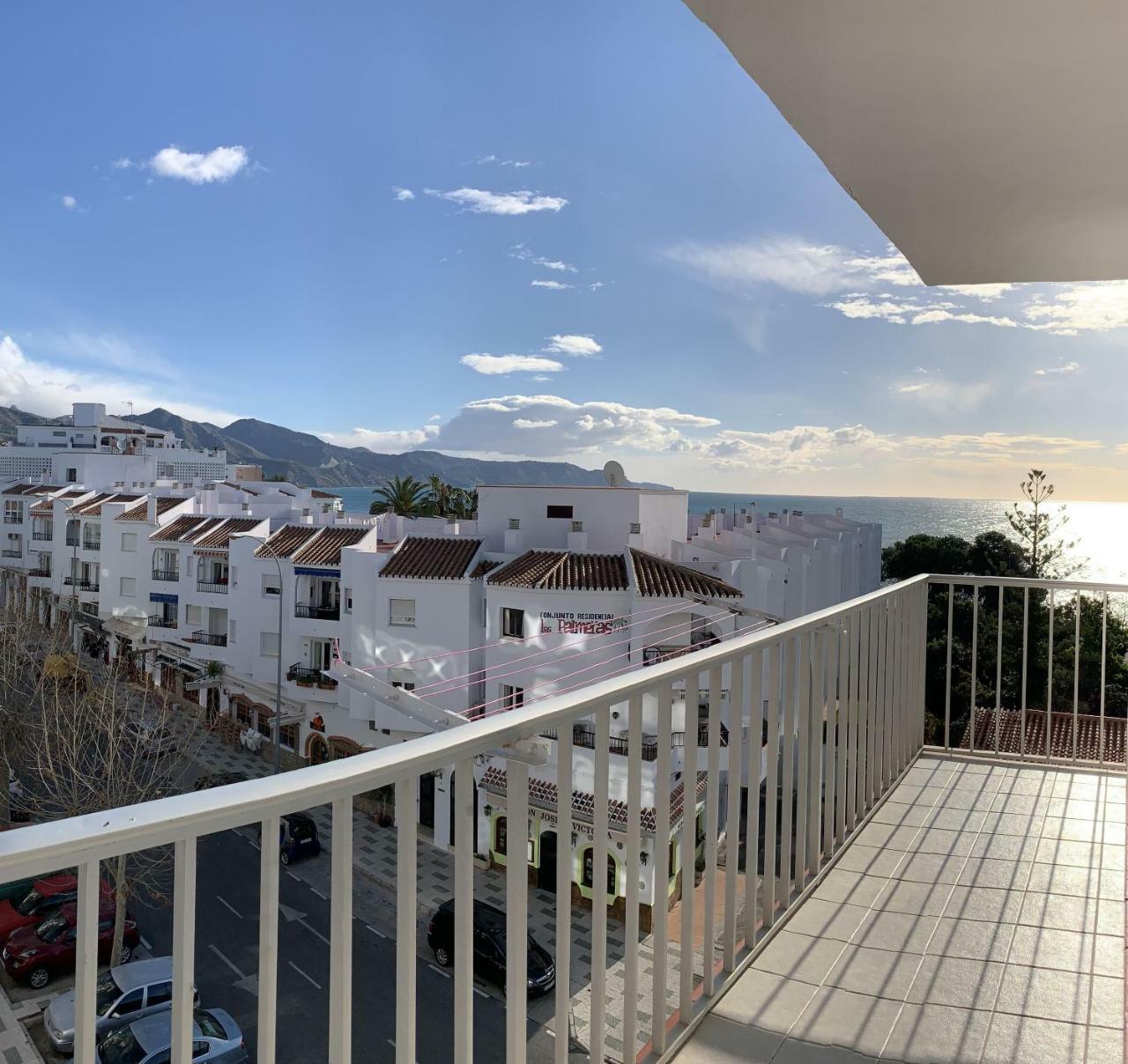 Sirena Apartment Nerja Exterior photo